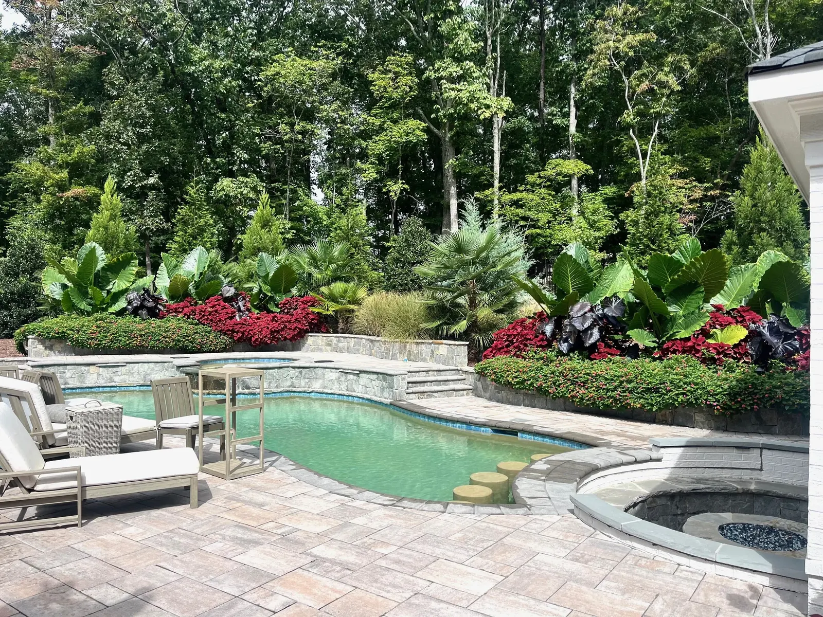 Hardscapes & Outdoor Living project by Edge Effect Landscapes, photo 3