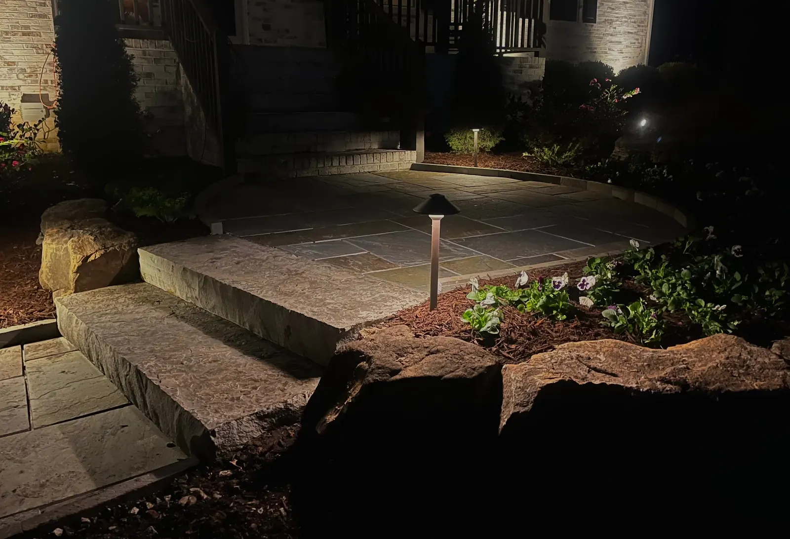 Landscape Lighting project by Edge Effect Landscapes, photo 6