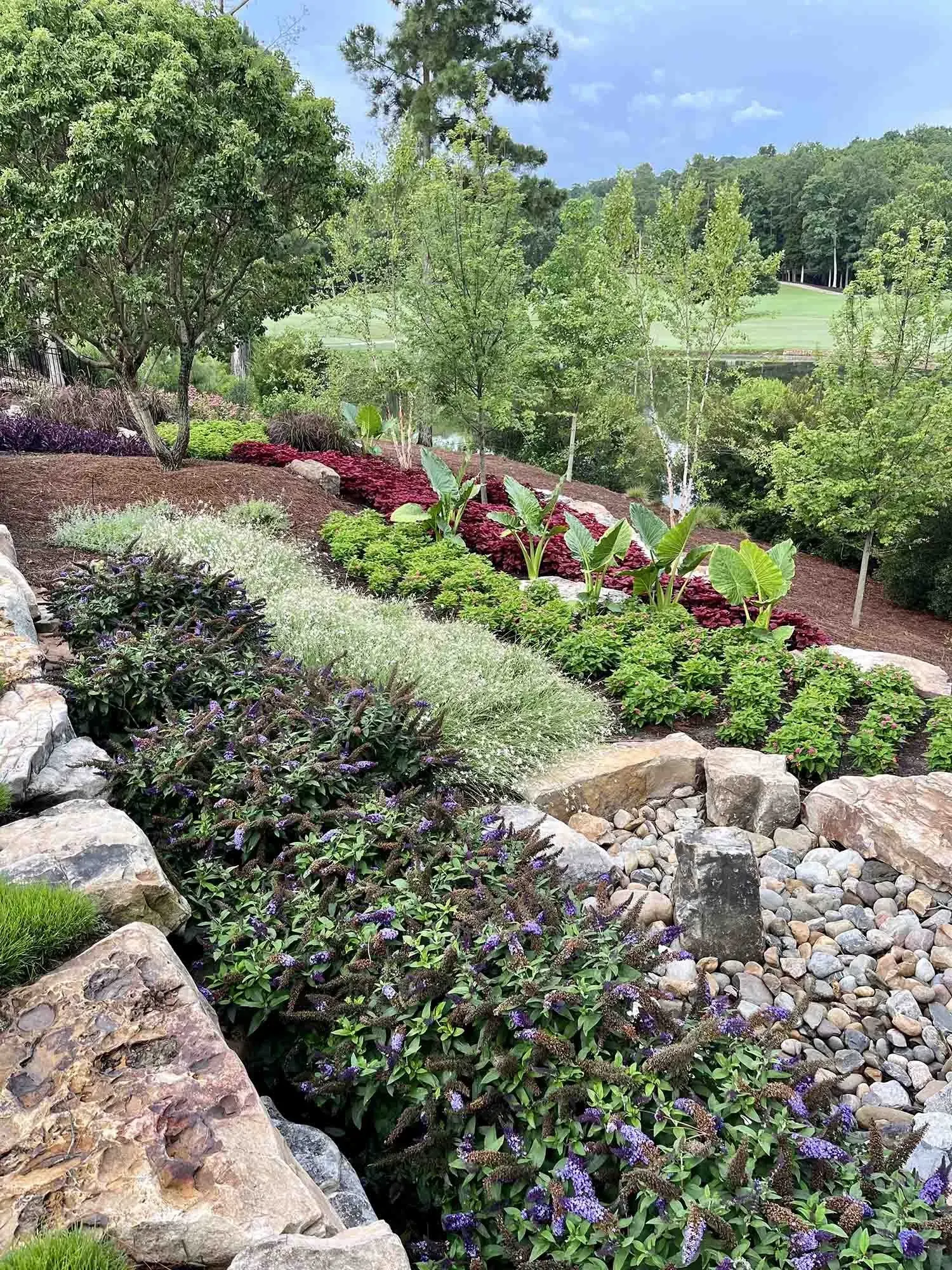 Landscape Installation project by Edge Effect Landscapes, photo 15